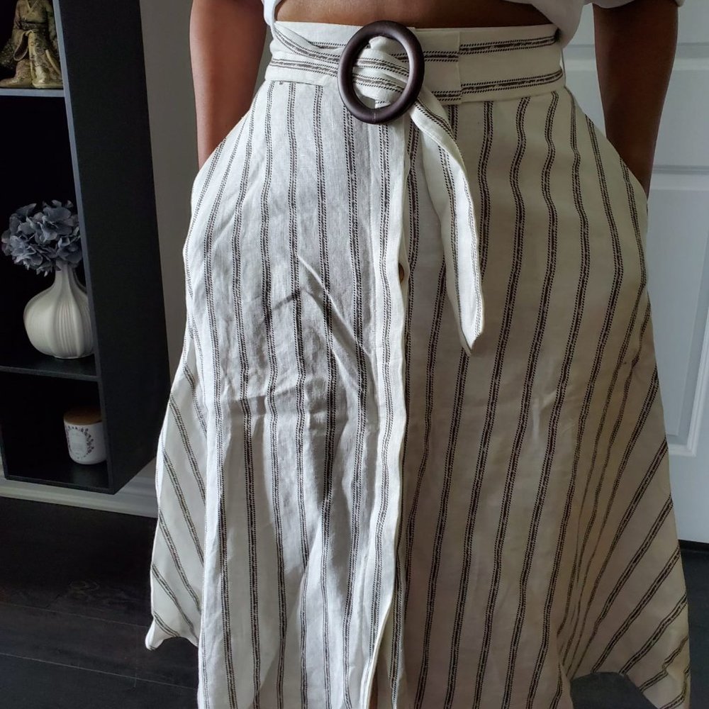 Sacoor Brothers Linen Flared mid length skirt with Brown buckle & 2 pockets